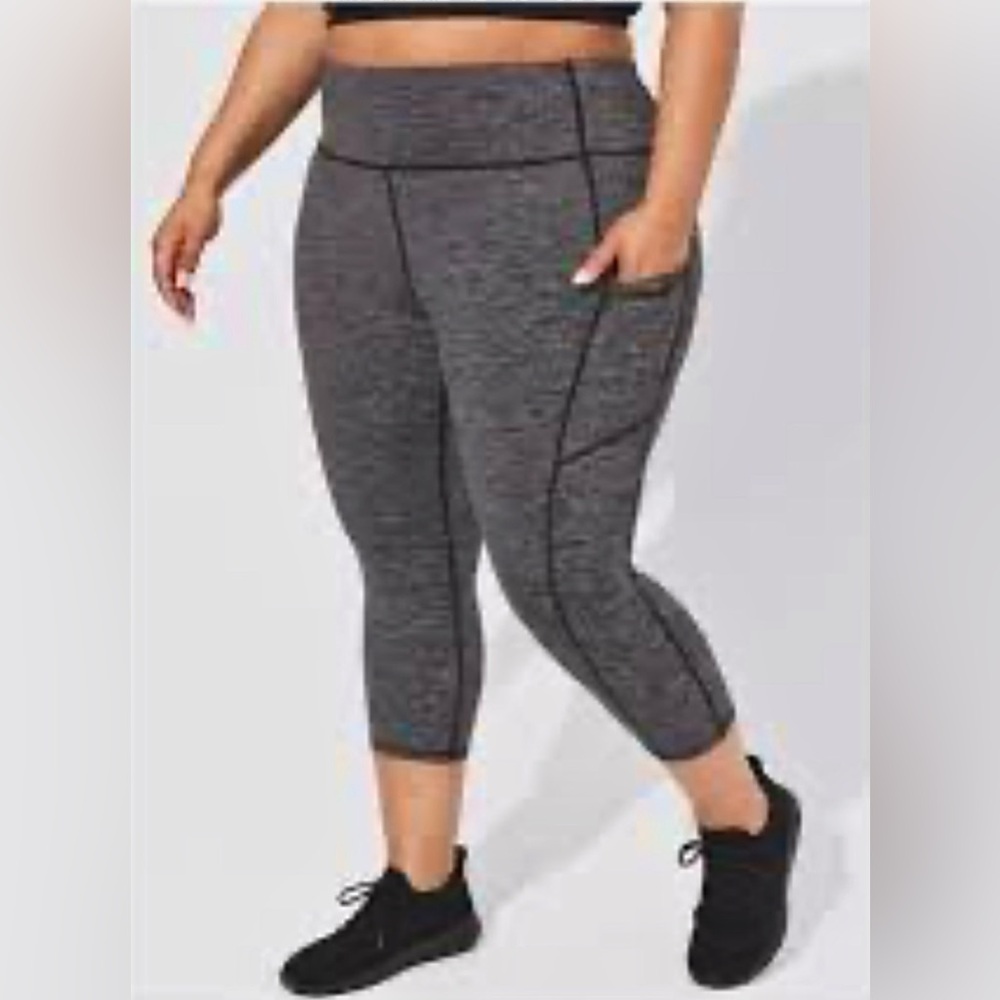 R.A.G. Plus High-Waisted 28” Leggings Size 3X NWT